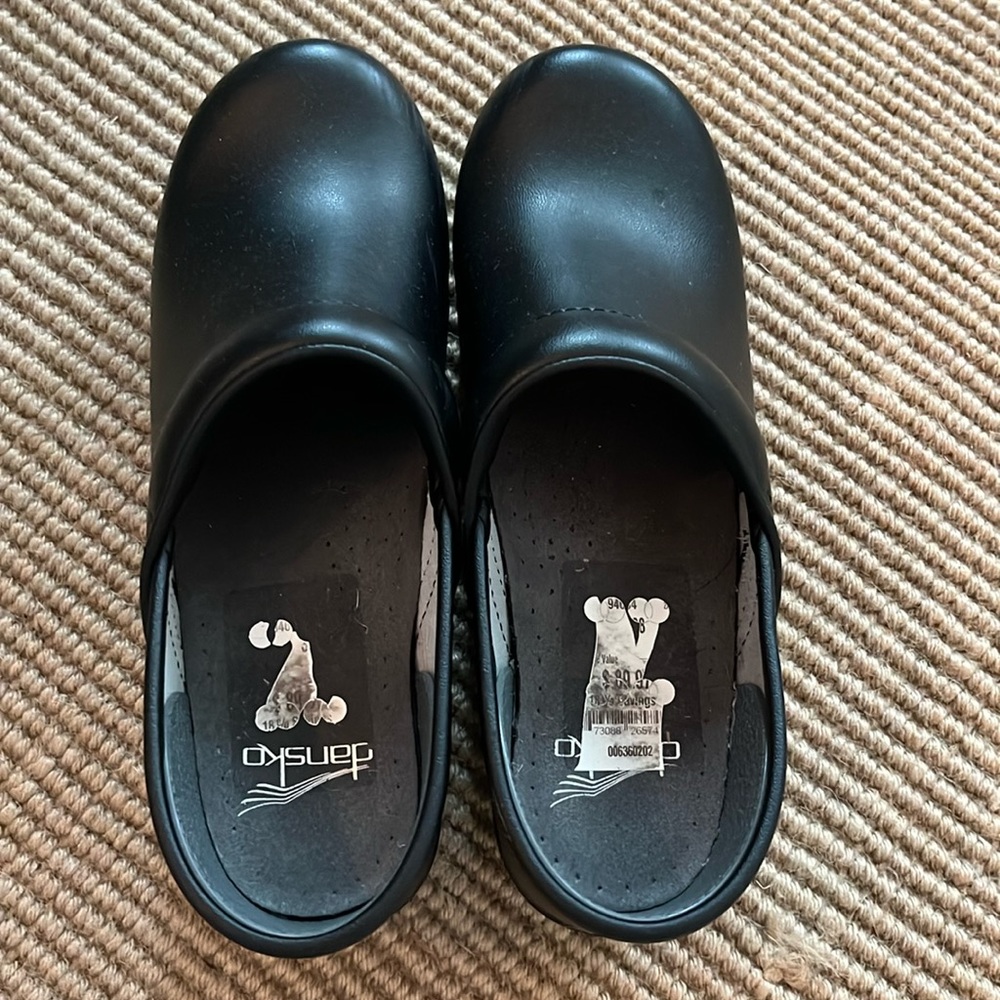 Dansko Clog. Black. Size 38